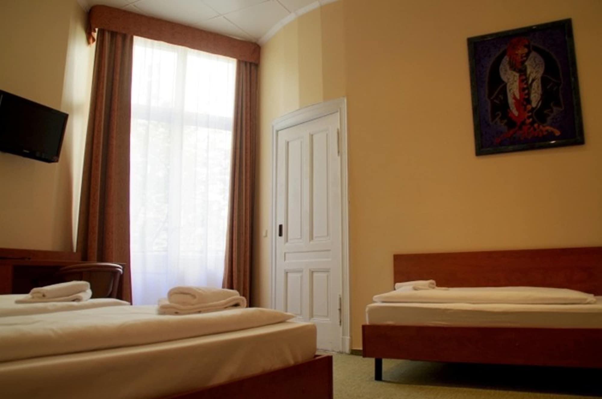 Hotel Am Kurfuerstendamm Berlino
