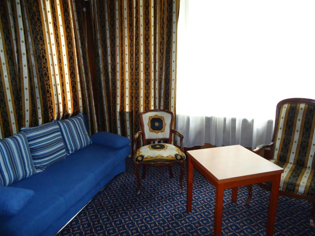 Am Kurfuerstendamm Berlino