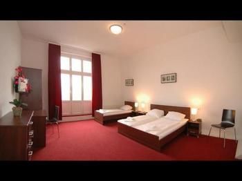 Hotel Am Kurfuerstendamm Berlino