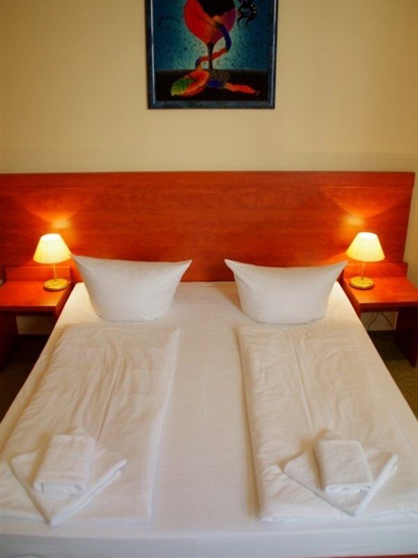 Hotel Am Kurfuerstendamm Berlino